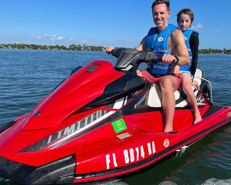 Jetski Adventure through the Heart of Miami & Biscayne Bay - QUE XP