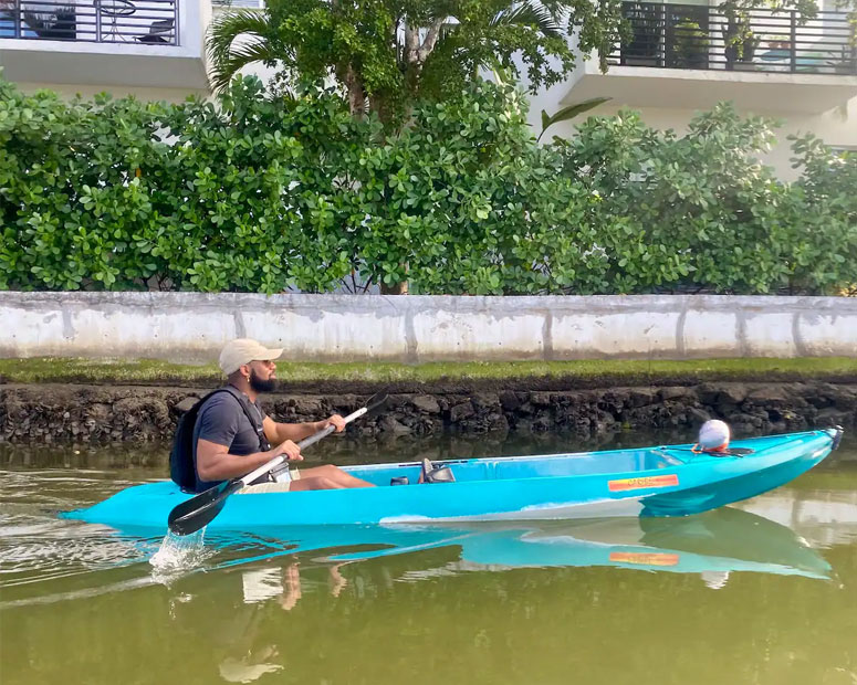 Transparent KAYAK Adventure w/ Champagne - QUE XP